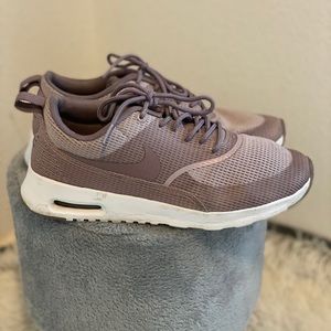 NIKE AIR MAX Classic PURPLE-WHITE Size 7